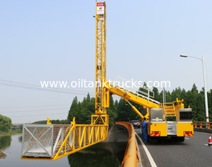 \SINO TRUK 15M Platfrom Bridge Inspection Vehicle Easy Operation And Easy Access